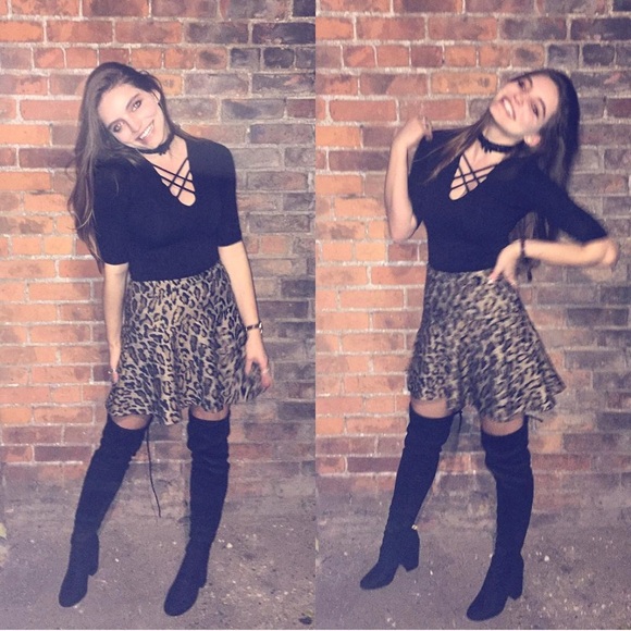 Design Lab Lord and Taylor Black Bodysuit XS - Picture 4 of 5